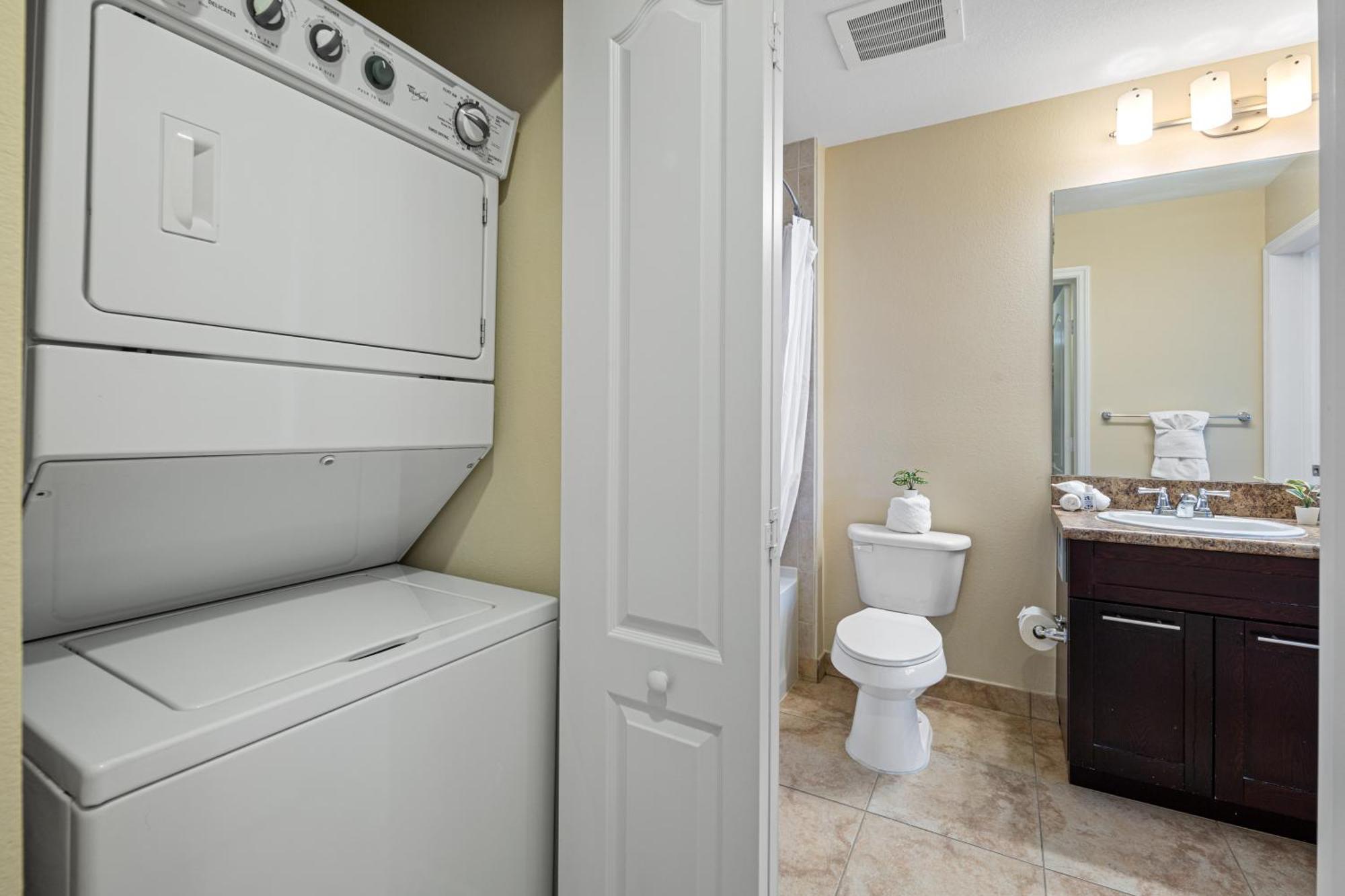 Dharma Home Suites South Miami At Red Road Commons Экстерьер фото